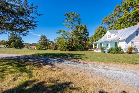 Tiny photo for 614 New Chapel Road, Rustburg, VA 24588 (MLS # 362511)