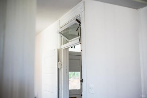 Tiny photo for 1401 Grace Street, Lynchburg, VA 24504 (MLS # 365209)