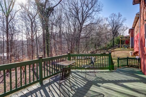 Tiny photo for 1434 Augusta Street, Lynchburg, VA 24501 (MLS # 363912)