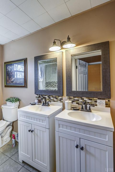 Tiny photo for 1434 Augusta Street, Lynchburg, VA 24501 (MLS # 363912)