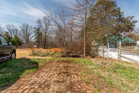 Tiny photo for 0 Ridge Drive, Amherst, VA 24521 (MLS # 365181)