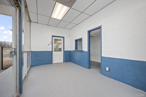 Tiny photo for 4927 S Amherst Highway, Madison Heights, VA 24572 (MLS # 364054)