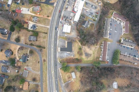 Tiny photo for 4927 S Amherst Highway, Madison Heights, VA 24572 (MLS # 364054)