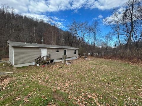Tiny photo for 1959 Sweet Hollow Road, Big Island, VA 24526 (MLS # 363744)