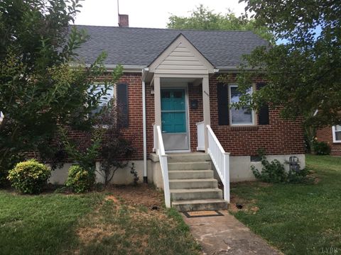 Photo of 1320 St. Cloud Ave. Ave, Lynchburg, VA 24502 (MLS # 363265)