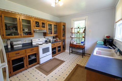 Tiny photo for 242 Church Street, Pamplin, VA 24538 (MLS # 365588)