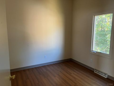 Tiny photo for 4262 S Amherst Highway, Madison Heights, VA 24572 (MLS # 363510)