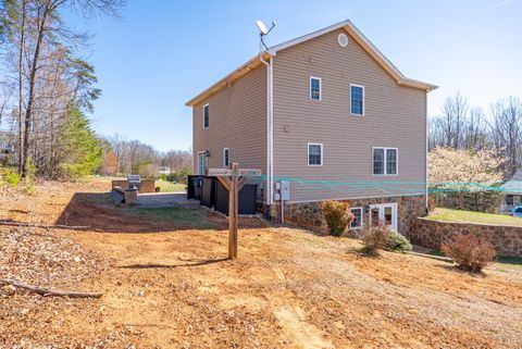 Tiny photo for 181 Armistead Lane, Rustburg, VA 24588 (MLS # 365074)