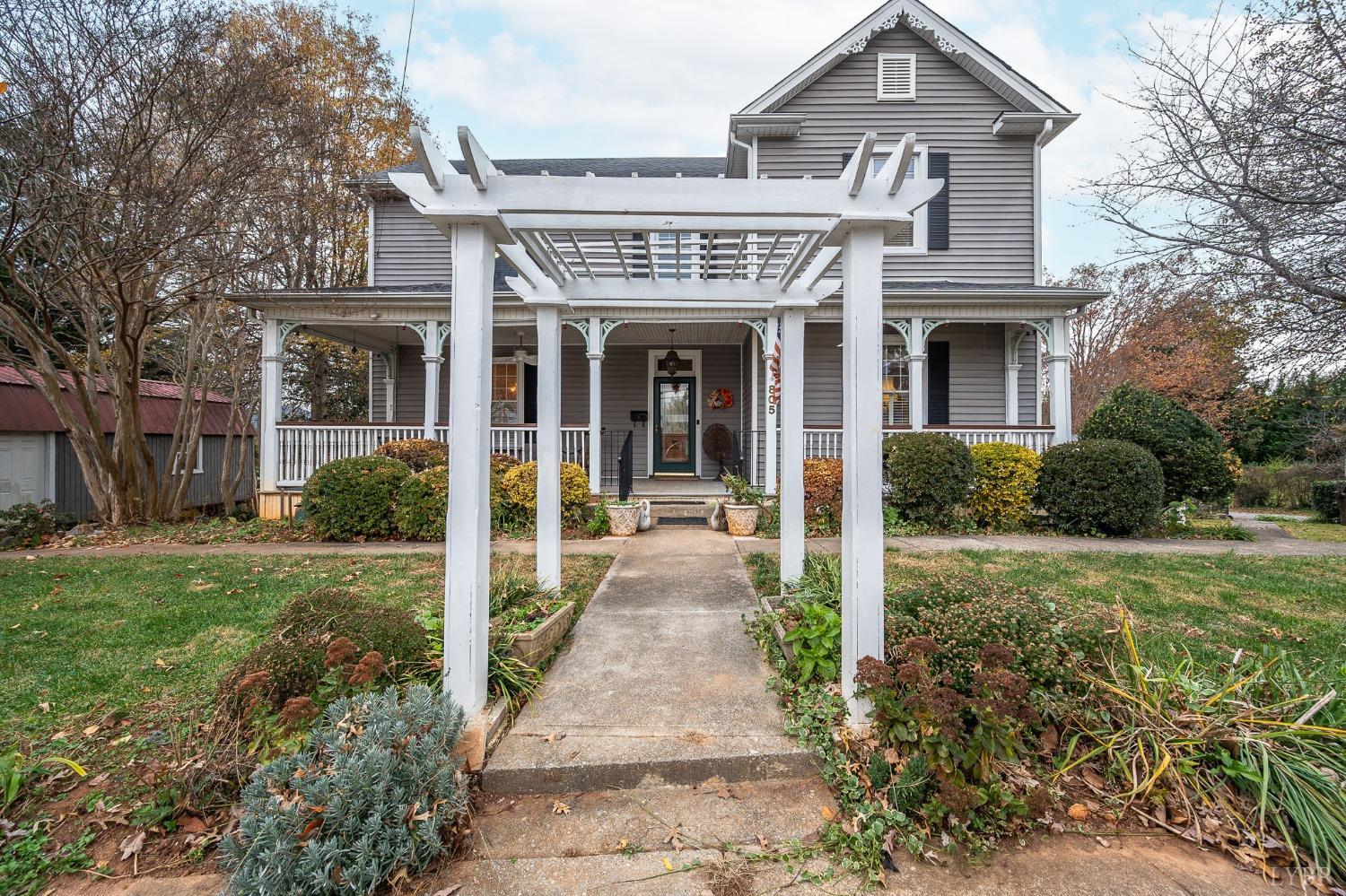 805 Longwood Avenue, Bedford, Virginia image 2