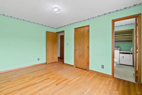Tiny photo for 8147 Red House Road, Phenix, VA 23959 (MLS # 362518)