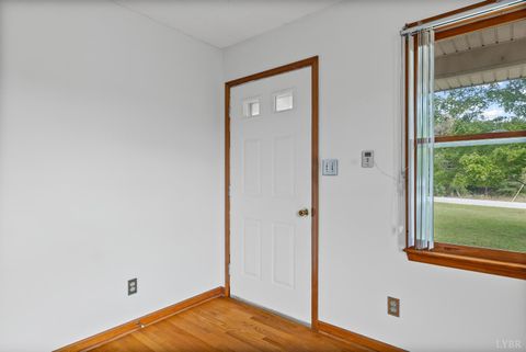 Tiny photo for 8147 Red House Road, Phenix, VA 23959 (MLS # 362518)
