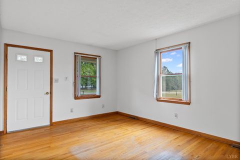 Tiny photo for 8147 Red House Road, Phenix, VA 23959 (MLS # 362518)