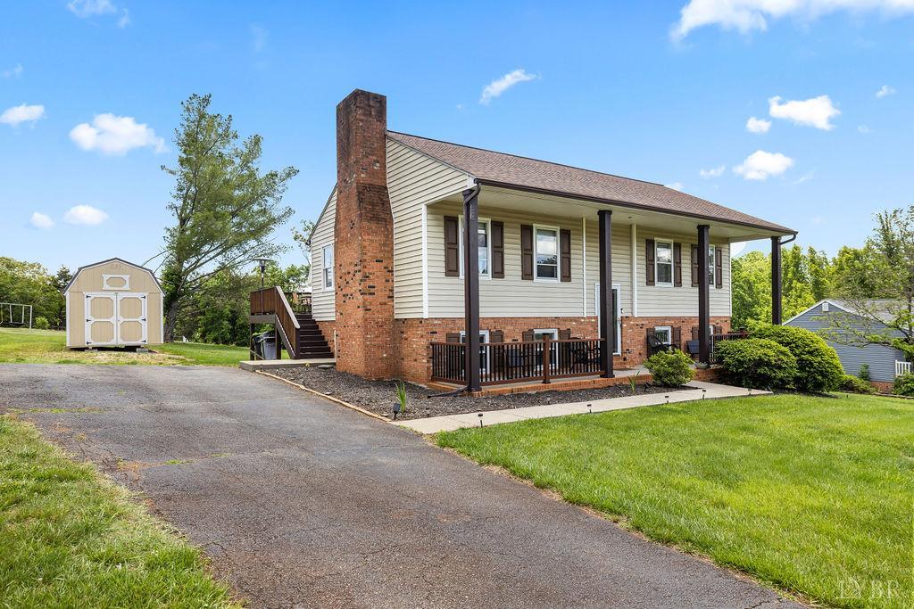 115 Mattiponi Drive, Madison Heights, Virginia image 2
