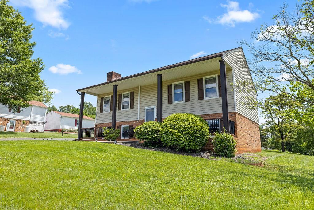115 Mattiponi Drive, Madison Heights, Virginia image 5