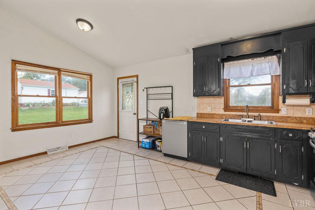 115 Mattiponi Drive, Madison Heights, Virginia image 26