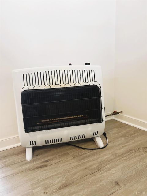 Tiny photo for 1116 8th St, Altavista, VA 24517 (MLS # 361878)