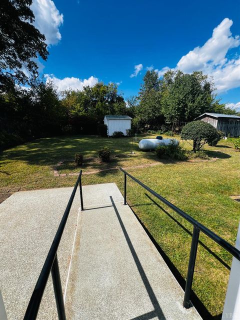 Tiny photo for 1116 8th St, Altavista, VA 24517 (MLS # 361878)