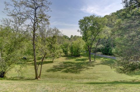 Tiny photo for 3700 Otter Place, Lynchburg, VA 24503 (MLS # 366141)