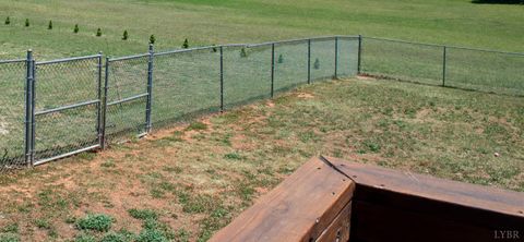 Tiny photo for 95 Midgett Farm Road, Concord, VA 24538 (MLS # 366668)