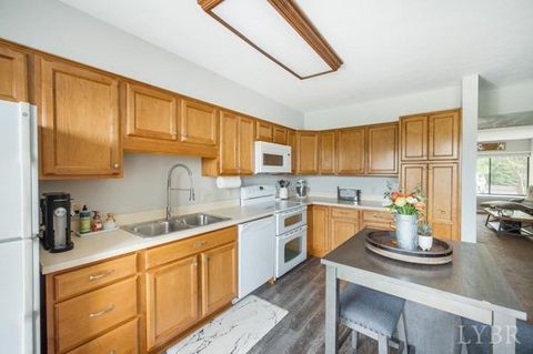 Tiny photo for 122 Sunset Ridge Drive, Forest, VA 24551 (MLS # 365761)