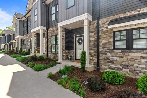 Photo of 19 Cuddington Ln, Lynchburg, VA 24501 (MLS # 363335)