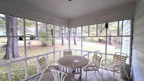 Tiny photo for 1091 Acorn Rd, Nathalie, VA 24577 (MLS # 362767)