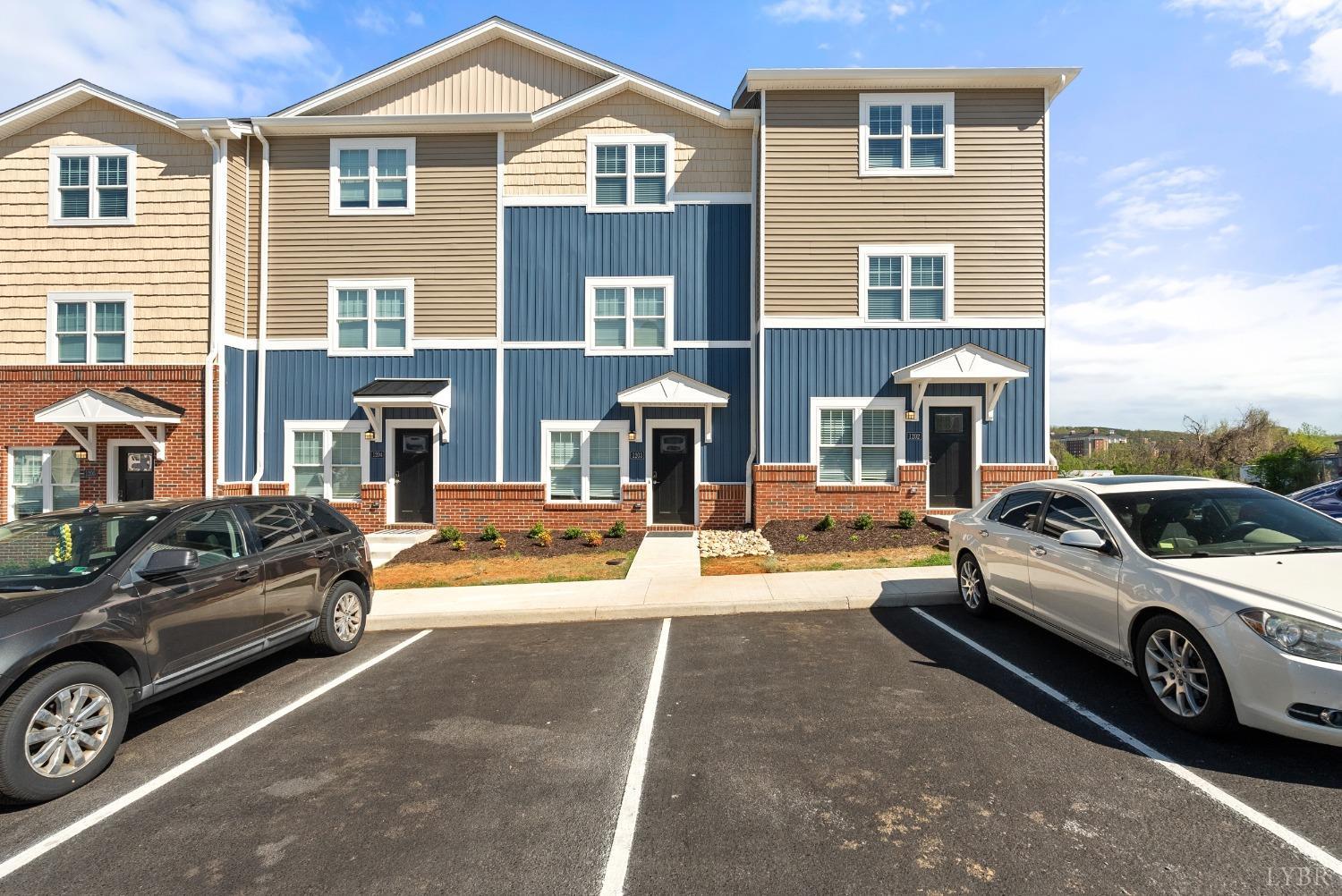 1600 Wards Ferry Rd #802, Lynchburg, Virginia image 1