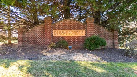 Tiny photo for 1083 High Grove Lane, Forest, VA 24551 (MLS # 363178)