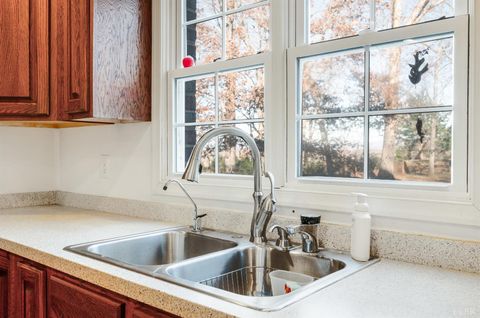 Tiny photo for 1083 High Grove Lane, Forest, VA 24551 (MLS # 363178)