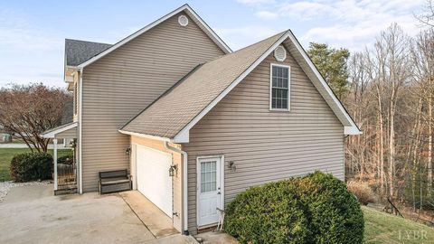 Tiny photo for 130 Delaney Drive, Lynchburg, VA 24501 (MLS # 364831)