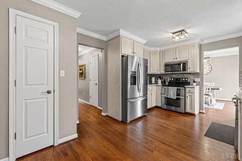Tiny photo for 130 Delaney Drive, Lynchburg, VA 24501 (MLS # 364831)