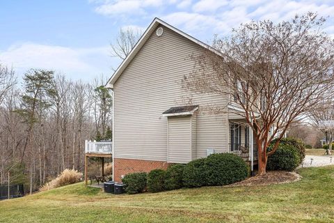 Tiny photo for 130 Delaney Drive, Lynchburg, VA 24501 (MLS # 364831)
