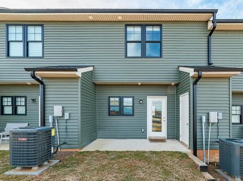 Tiny photo for 97 English Commons Dr Dr, Lynchburg, VA 24501 (MLS # 365507)