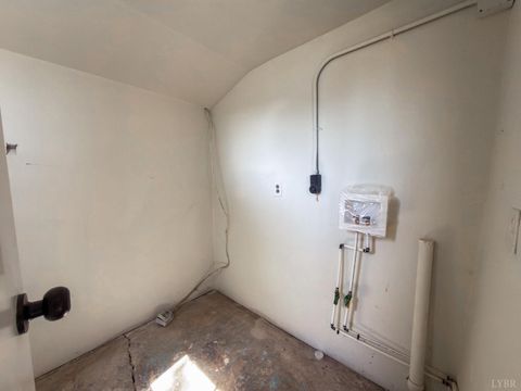 Tiny photo for 4124 S Amherst Hwy Hwy, Madison Heights, VA 24572 (MLS # 365246)