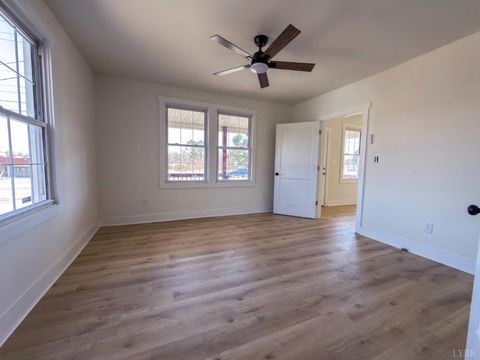 Tiny photo for 4124 S Amherst Hwy Hwy, Madison Heights, VA 24572 (MLS # 365246)