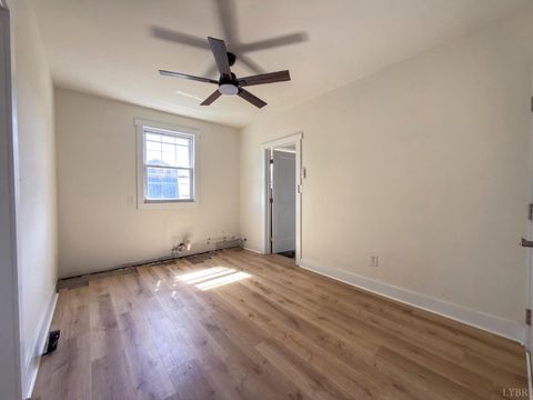 Tiny photo for 4124 S Amherst Hwy Hwy, Madison Heights, VA 24572 (MLS # 365246)