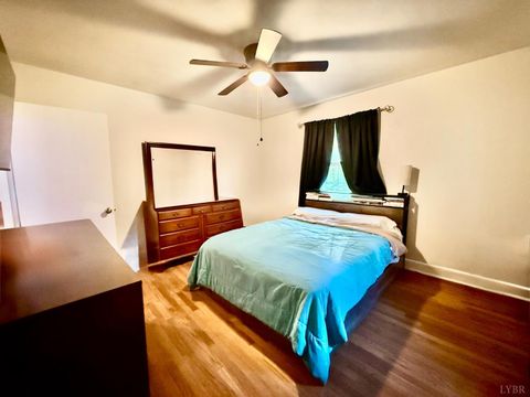 Tiny photo for 7 Lake Shore Lane, Lynchburg, VA 24502 (MLS # 366166)