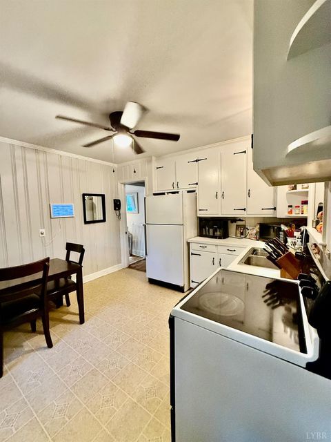 Tiny photo for 7 Lake Shore Lane, Lynchburg, VA 24502 (MLS # 366166)