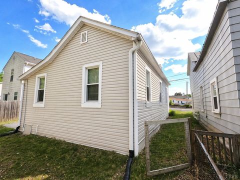 Tiny photo for 932 Bedford Road, Vinton, VA 24179 (MLS # 366091)