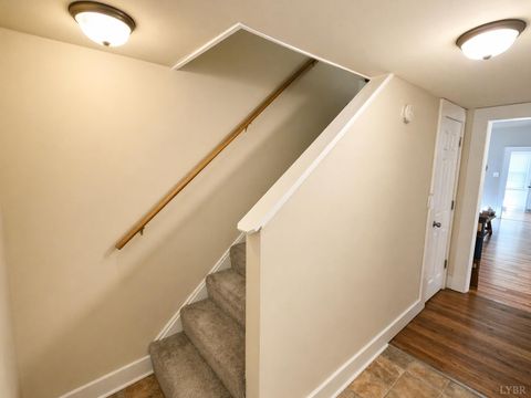 Tiny photo for 932 Bedford Road, Vinton, VA 24179 (MLS # 366091)