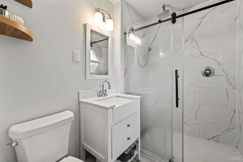 Tiny photo for 1324 Founding Way Road, Bedford, VA 24523 (MLS # 366453)
