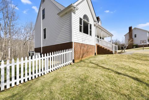 Tiny photo for 126 Mullbury Place, Lynchburg, VA 24502 (MLS # 365072)