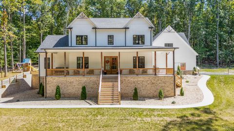 Photo of 211 Dove Drive, Rustburg, VA 24588 (MLS # 361830) Photo of 211 Dove Drive, Rustburg, VA 24588 (MLS # 361830)