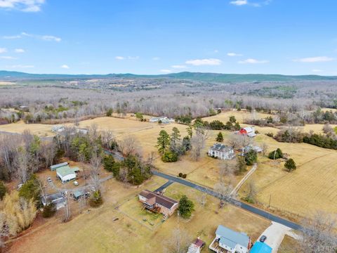 Tiny photo for 3189 Wildway Road, Appomattox, VA 24522 (MLS # 364721)