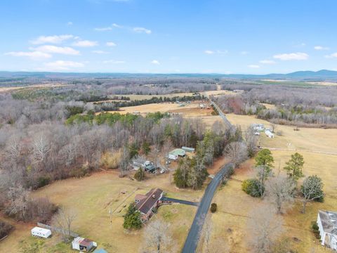 Tiny photo for 3189 Wildway Road, Appomattox, VA 24522 (MLS # 364721)
