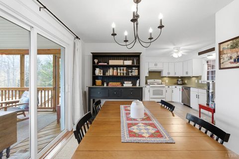 Tiny photo for 3189 Wildway Road, Appomattox, VA 24522 (MLS # 364721)