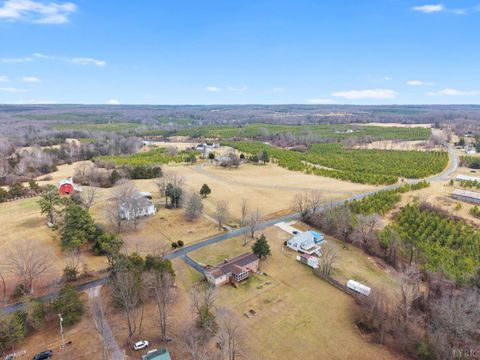 Tiny photo for 3189 Wildway Road, Appomattox, VA 24522 (MLS # 364721)