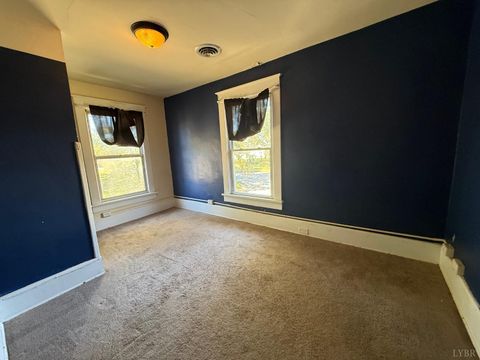 Tiny photo for 101 Thomas Road, Lynchburg, VA 24501 (MLS # 362322)