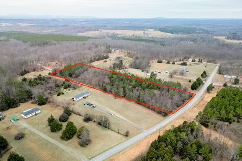 Photo of 5 Spring Mill Rd., Concord, VA 24538 (MLS # 365926)