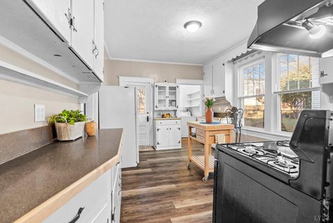 Tiny photo for 306 Westover Boulevard, Lynchburg, VA 24501 (MLS # 364574)